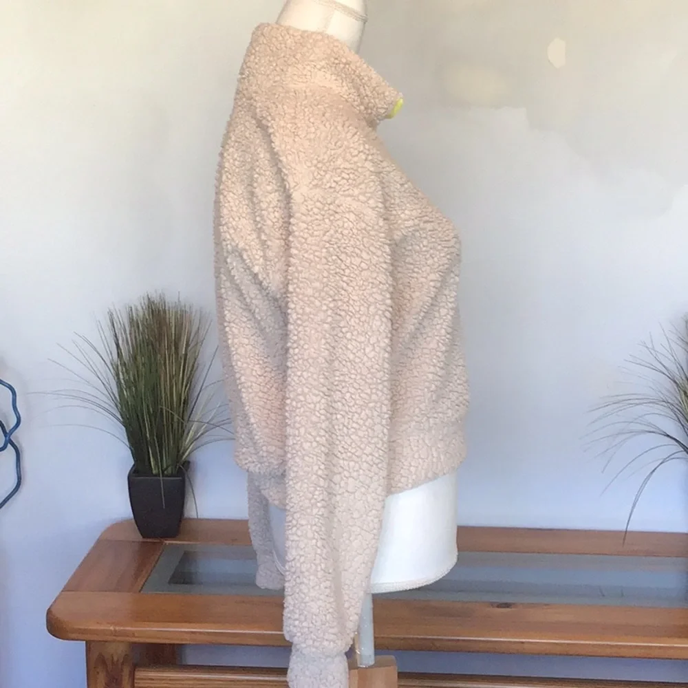 WILD FABLE Women's SHERPA PULLOVER - Picture 8 of 12